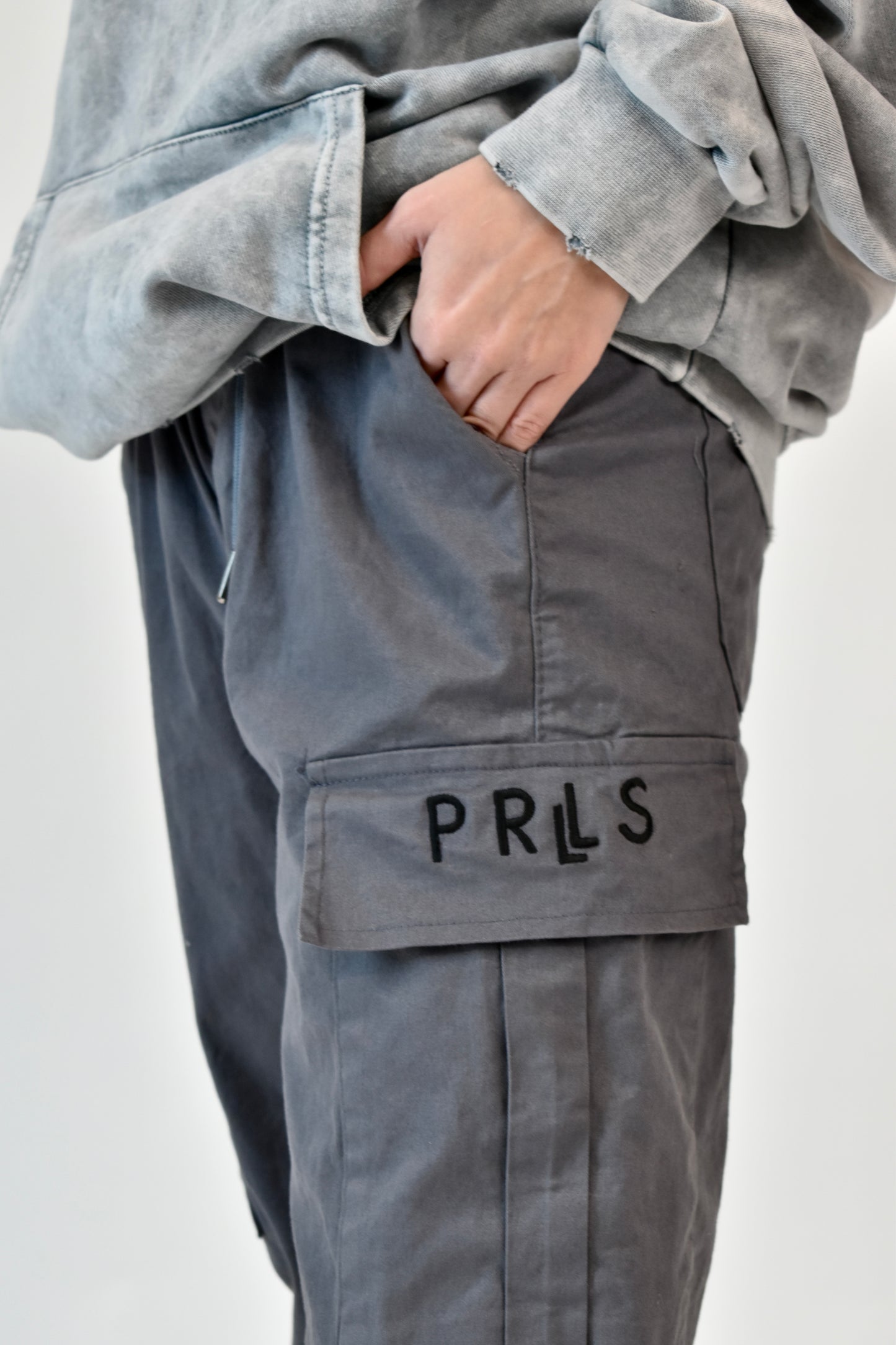 Cargo pants graphite gray